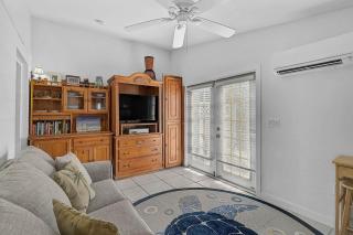 5239 Avenida Navarra in Village - Siesta Key - 2