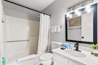 Little River Relaxation Newly Renovated - Little River Escape - sleeps 6 - 6