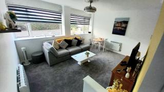 East View Haven - Jersey - 3