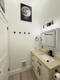 Modern 3BR Townhouse near UW - 5