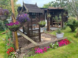Cabin centrally Located in the Cornish Countryside - St Austell - 1