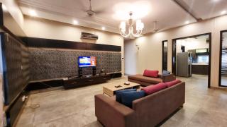 Haven Lodge - 5BR Luxury Retreat in DHA Phase 6 - Lahore - 6