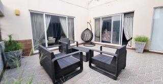 Haven Lodge - 5BR Luxury Retreat in DHA Phase 6 - Lahore - 1