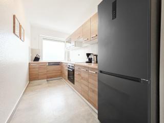 Tolstov Apartments - 3 Room Apartment - Balcony - Kitchen - Washing machine - next to Cologne - 8