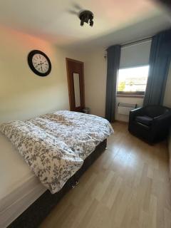 No 52 - Apartment with Lounge and Dining Area - No kitchen - 1