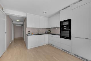 Moderne leilighet med sjøutsikt nær flyplass - Tromsø - 3