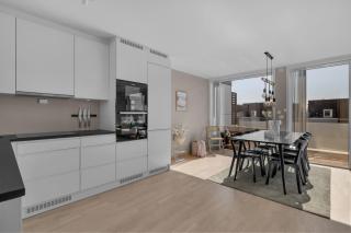 Moderne leilighet med sjøutsikt nær flyplass - Tromsø - 4
