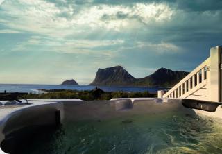 Cabin Panorama Lofoten with Jacuzzi Magic view - Offersøya - 0