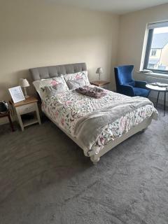 1 luxurious room in family home - 1