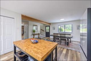 Lake Catherine Home w Fire Pit, Dock Swim Dock! - Hot Springs - 4