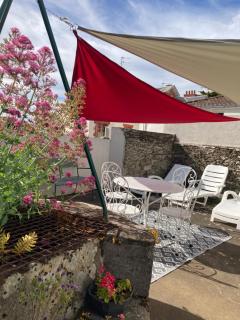 Maison de famille proche du château et grande terrasse-jardin - 7