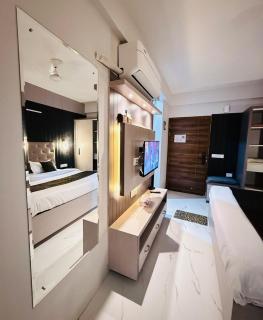 Trendy Studio with 24 7 Self CheckIn - 9