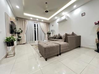2Br Modern&Specious Centaurus Facing Apartment - Islamabad - 2
