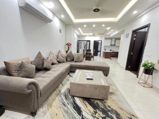 2Br Modern&Specious Centaurus Facing Apartment - 8