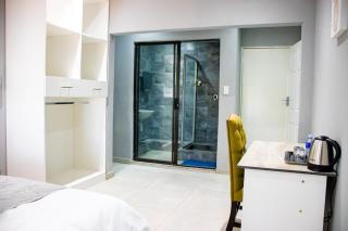 Glowti Event & Guest House - Centurion - 6