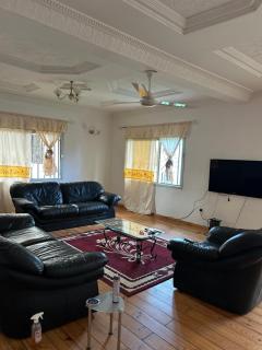 John Masarr Apartments - Bijilo - 7