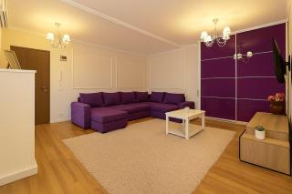Mid Velvet Apartment, Free Parking, Self Check-in - 2