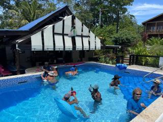 Guava Grove Resort & Villas - Sandy Bay - 0
