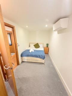 Modern 2 Bed 2 Bath Apartment Hyde Park - London - 5