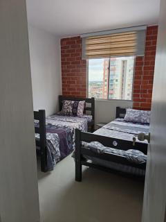 Espectacular Apto de 3 Habitaciones con piscina y parqueadero gratuito excelente relacion calidad precio - 5