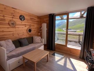 Appartement entièrement rénove aux pieds des pistes - 1