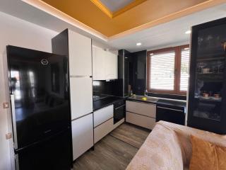 Vila Behar - Penthouse Apartment with seaview - Saranda - 9