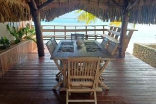 GAIA BEACH AND LAGOON - At Tiahura place - 2