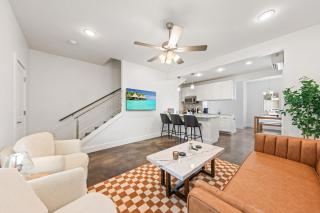 The Festival Retreat KING Bd Cajun Luxury Book Now - 0