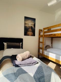 Familientraum 10min zur Ostsee und nach Lübeck Zentrum mit Parkplatz & Balkon - 9