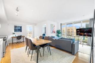 Spacious 3BR Condo w Patio & Skyline Views - 4