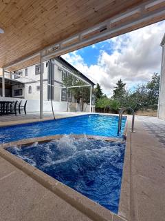 Central Vip Villa - 5