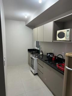 Ótimo apto a 50m da areia 2Q 2 banheiros churrasqueira c vista mar 206 - 2