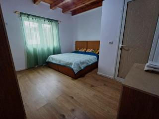 Stone Guesthouse Kajo Roshnik - Berat - 6