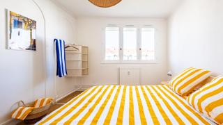 Loft lumineux avec Netflix & parking privé, proche centre Dijon - Dijon - 3