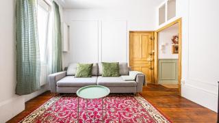 Appartement cosy avec terrasse, accès gare Dijon à pied - Digione - 0