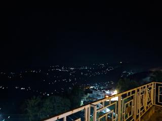 4 Bedroom Penthouse - ELEV8 - Murree - 3