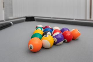 Lush apartments, Pool Table, Netflix, Parking, Long Term Discounts - 4