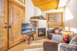 Pegasus Luxe Mnt Retreat Stunning Views & Hot Tub - Big Bear Lake - 7