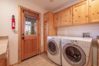 Pegasus Luxe Mnt Retreat Stunning Views & Hot Tub - Big Bear Lake - 4