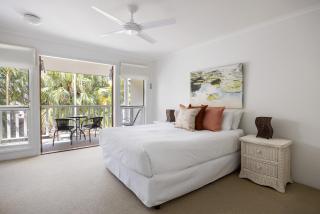 Riverside Rest on Noosa River - 1