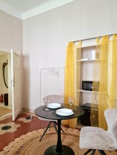 Ampia stanza con bagno privato e zona pranzo - 3