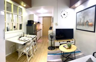 Ana's Crib-The Shine Residences - Manila - 4