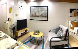 Ana's Crib-The Shine Residences - 1