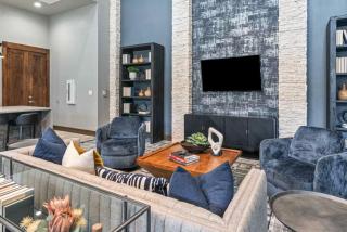 Resort Style Apartment/Home - The Woodlands - 1