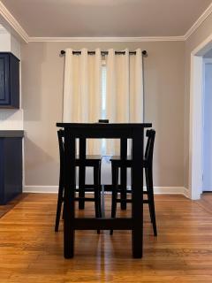 Cozy Stay Near DT with Deck and Yard - Winston-Salem - 2