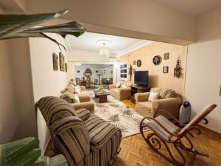Family 2BR Apt Smart TVs & Balcony Nasr City - 6