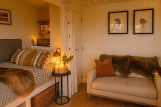 Shepherds Legacy Hut - 7