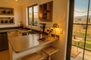Shepherds Legacy Hut - 6