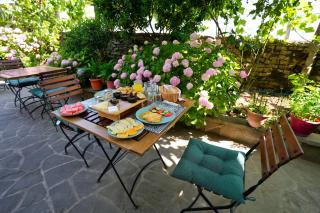 Palorto Traditional Hotel - 2