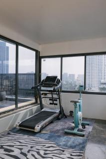 1BR-Gym-washer-dryer-Big bathttub-Center - Hanoi - 9